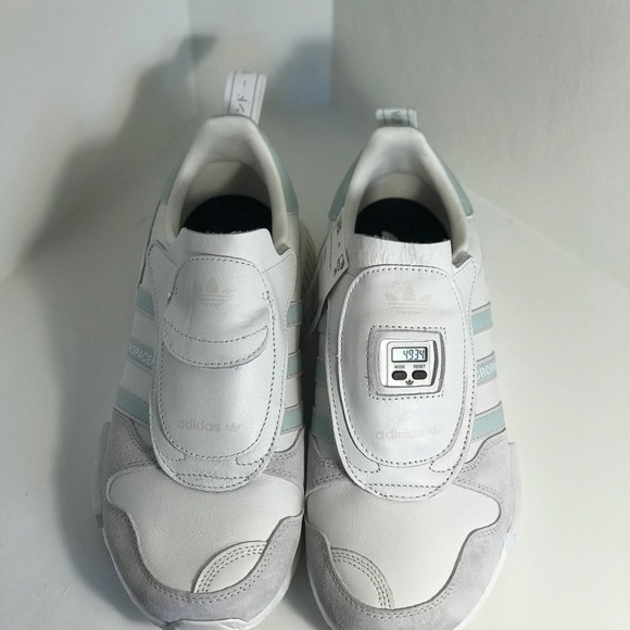 adidas micropacer x r1